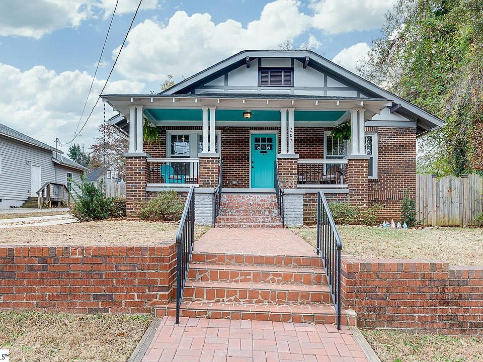 1st image of 207 Douthit St