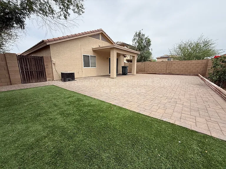 11915 W Rosewood Dr — Photo 24