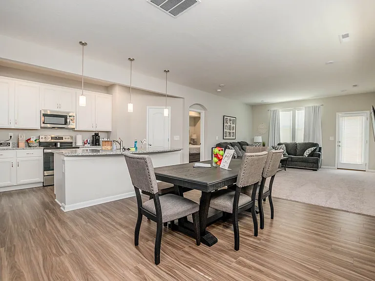 950 Southline Dr — Photo 5
