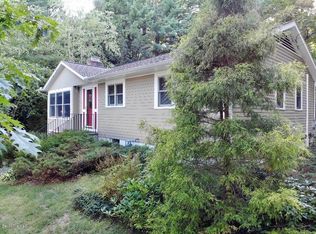 21 Lake Ave, Great Barrington, MA 01230