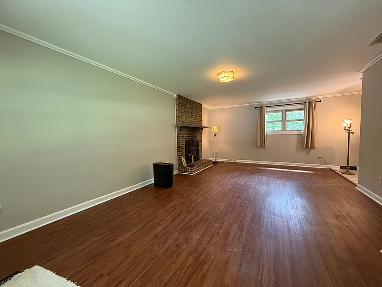 29781 Oak Rd — Photo 5