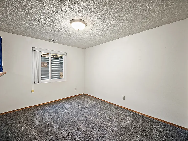 5855 Northwind Dr — Photo 29