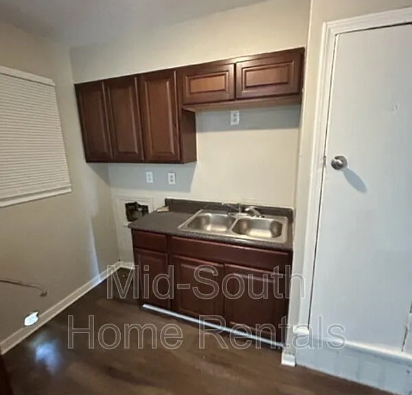 815 Carol Ann Cv — Photo 11