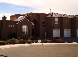 8305 Manuel Cia Ct NE, Albuquerque, NM 87122