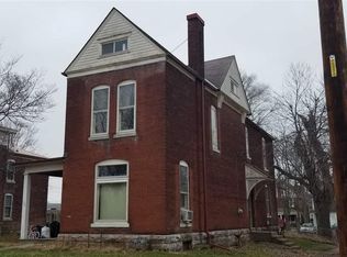 535 N 13th St, Quincy, IL 62301