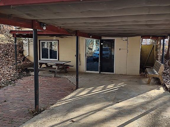 Attached carport