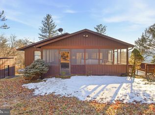 455 Woodside Dr, Rileyville, VA 22650