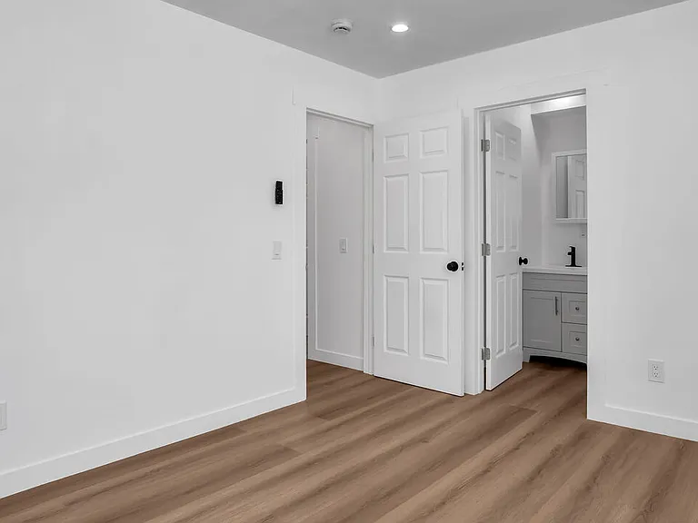 15559 Three Palms St — Photo 15