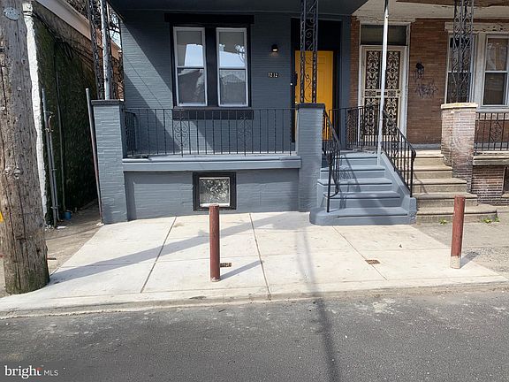 2nd image of 1212 N Alden St