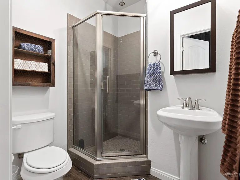 1317 Fair Oak Dr — Photo 25