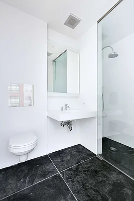 Rented by Compass | media 9