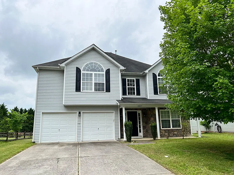 4005 Brookchase Blvd — Photo 1