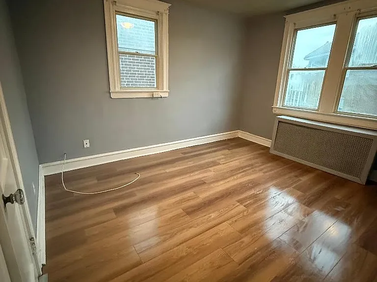5039 F St #2 — Photo 4