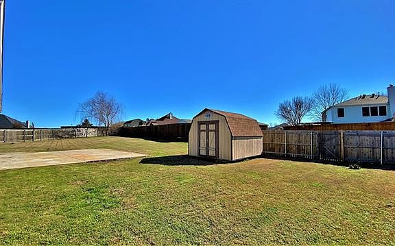 4th image of 3001 Eagle Mountain Dr