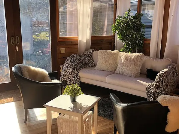 105 Doty Rd, Oakland, NJ 07436