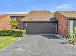 3069 Lindenwood Dr, Dearborn, MI 48120