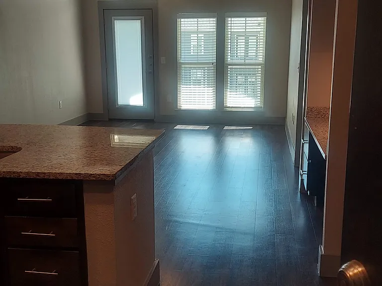 Catalon at Lago Mar I & II — Photo 107