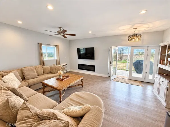3980 Linne Rd, Paso Robles, CA 93446