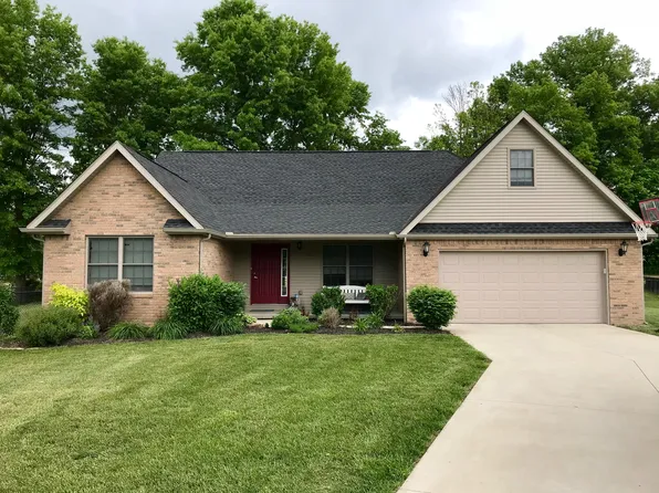 2967 Brittany Ct, Terre Haute, IN 47805