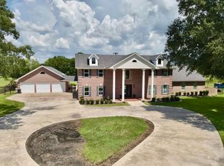 1132 Moore Rd, Beaumont, TX 77713
