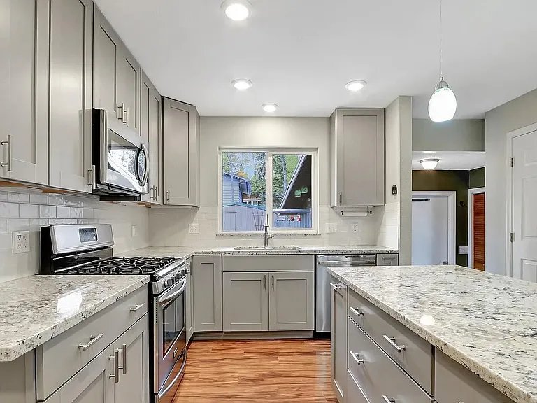 13136 Cape Cir — Photo 13