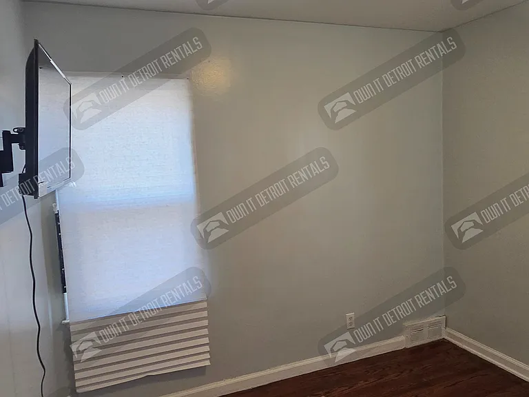 16251 Edmore Dr — Photo 8