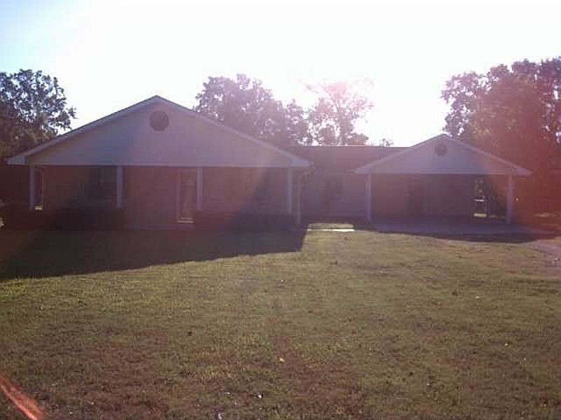 1st image of 5245 Victory Ln