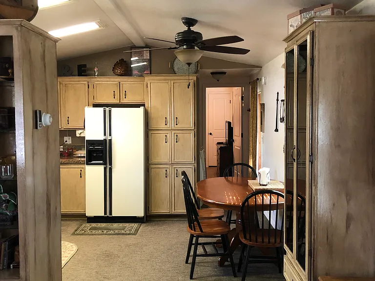 720 W 3 N — Photo 22