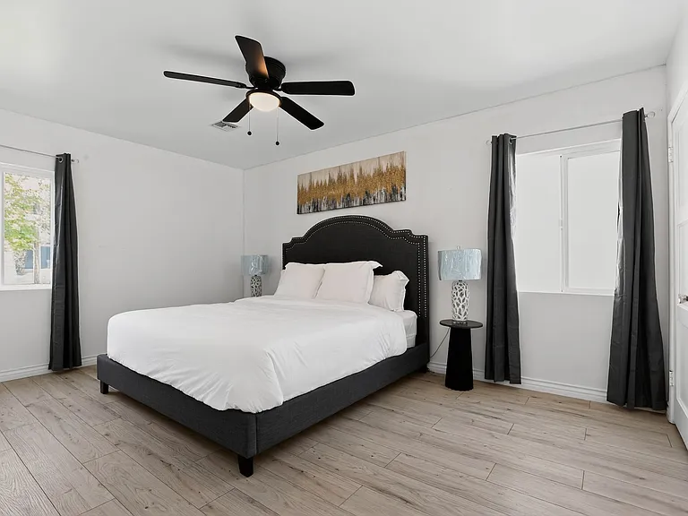330 Eaton Dr #1 — Photo 25