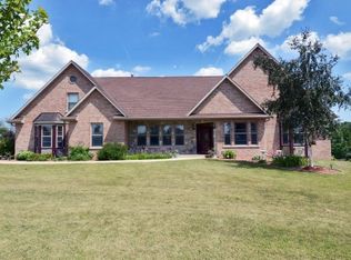 N6240 Christberg Rd, Johnson Creek, WI 53038