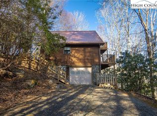 694 E Mill Creek Rd, Fleetwood, NC 28626