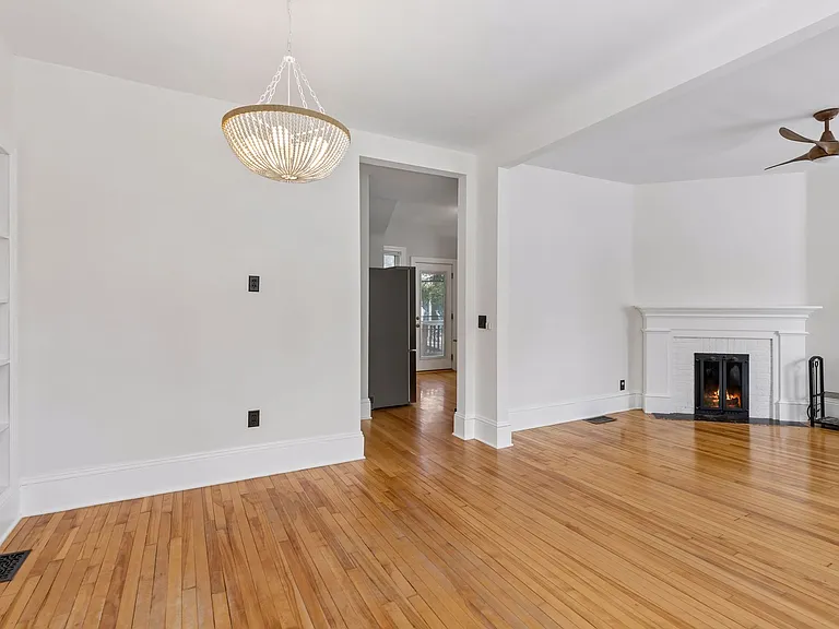 4432 Upton Ave S — Photo 9