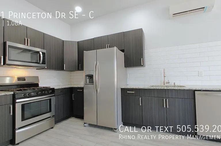 501 Princeton Dr SE #C — Photo 3