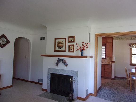 3rd image of 1431 S Biron Dr