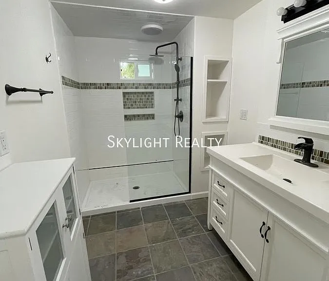 3746 Villa Ter #B — Photo 16