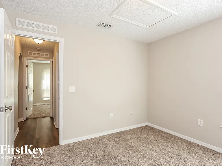 8113 N Misty Meadows Ct — Photo 13