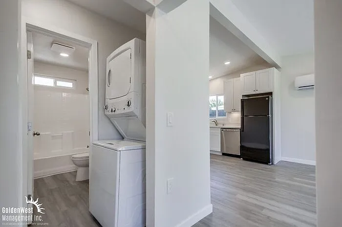 3989 King St — Photo 15