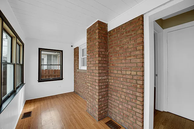 7520 W Carmen Ave — Photo 21