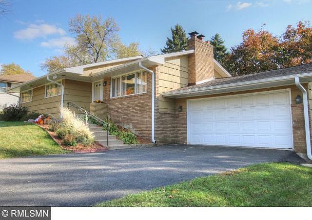 1st image of 1140 50th Ave NE