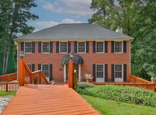 6963 Whispering Oaks Ct, Stone Mountain, GA 30087