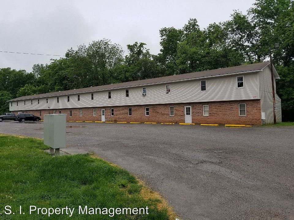 1st image of 1300 Shomaker Dr APT 9