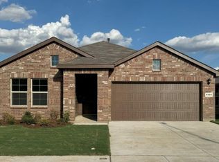8500 Hollymead Ln, Fort Worth, TX 76131