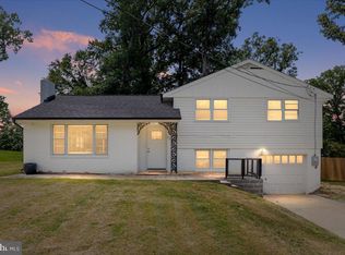 7410 Dickenson St, Springfield, VA 22150