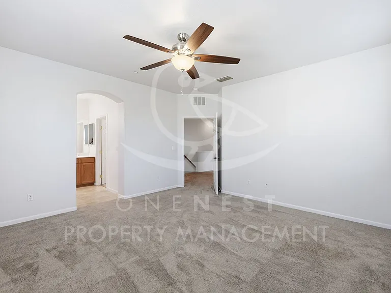 1070 Sierra View Cir #3 — Photo 18