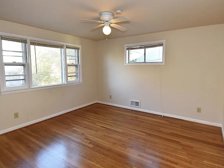309A E Howell Ave — Photo 7