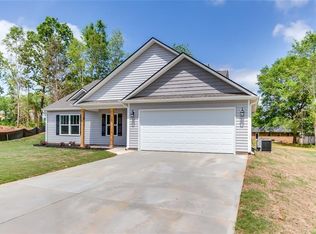 128 Dream Ct, Liberty, SC 29657