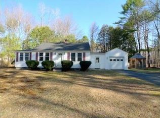 388 Piscassic Rd, Newfields, NH 03856