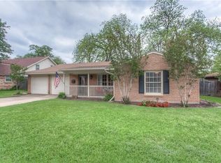 4216 Selkirk Dr W, Fort Worth, TX 76109