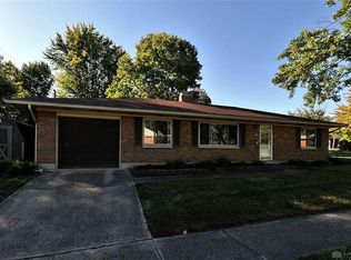 4201 Renwood Dr, Dayton, OH 45429