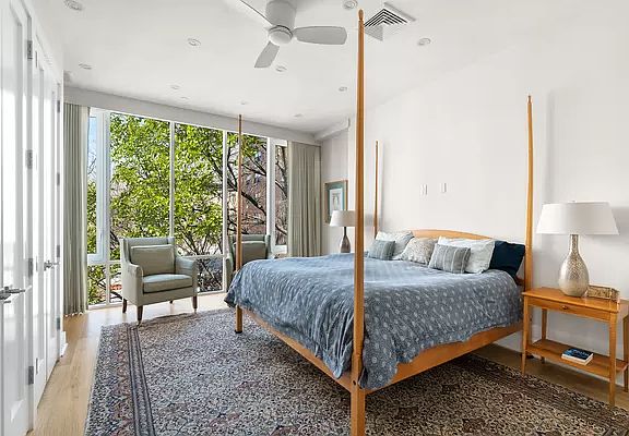 5th image of 305 W 112th St Unit 2
